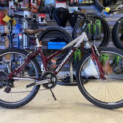 Schwinn SX2000 Aluminum Frame Size 16 Tire Size 26X47 54 21