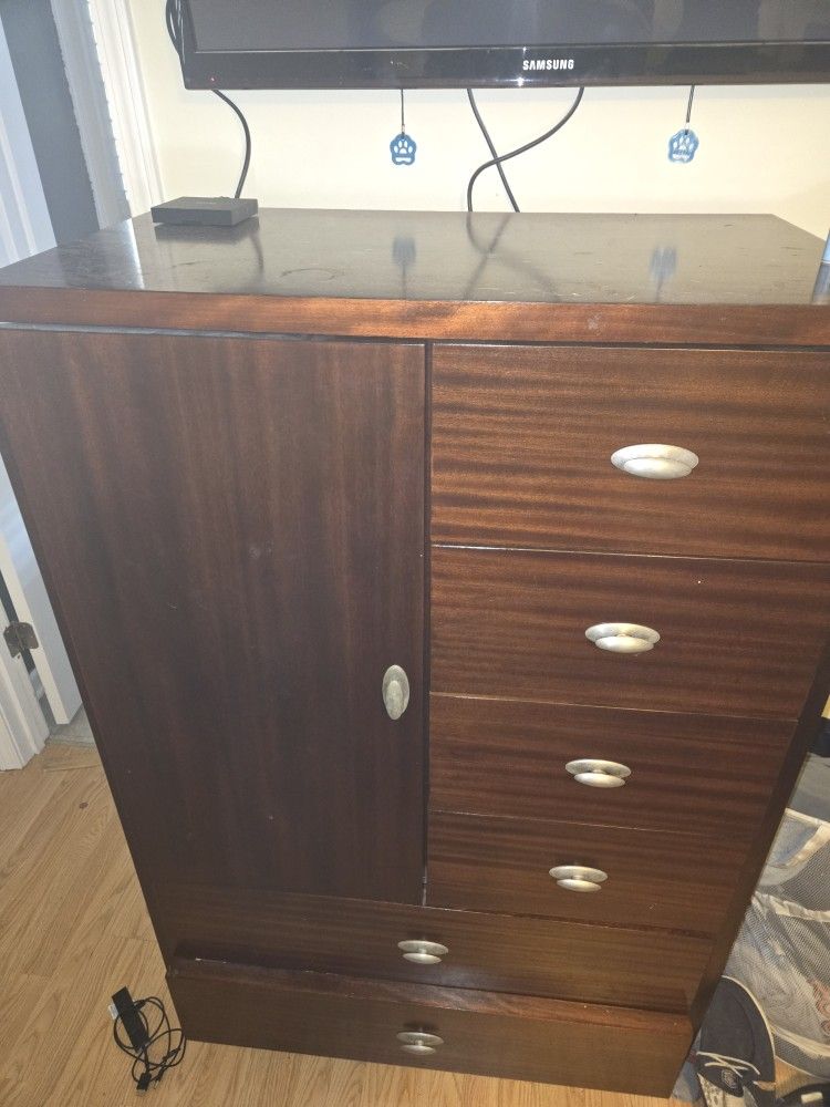 Bedroom Suite King
