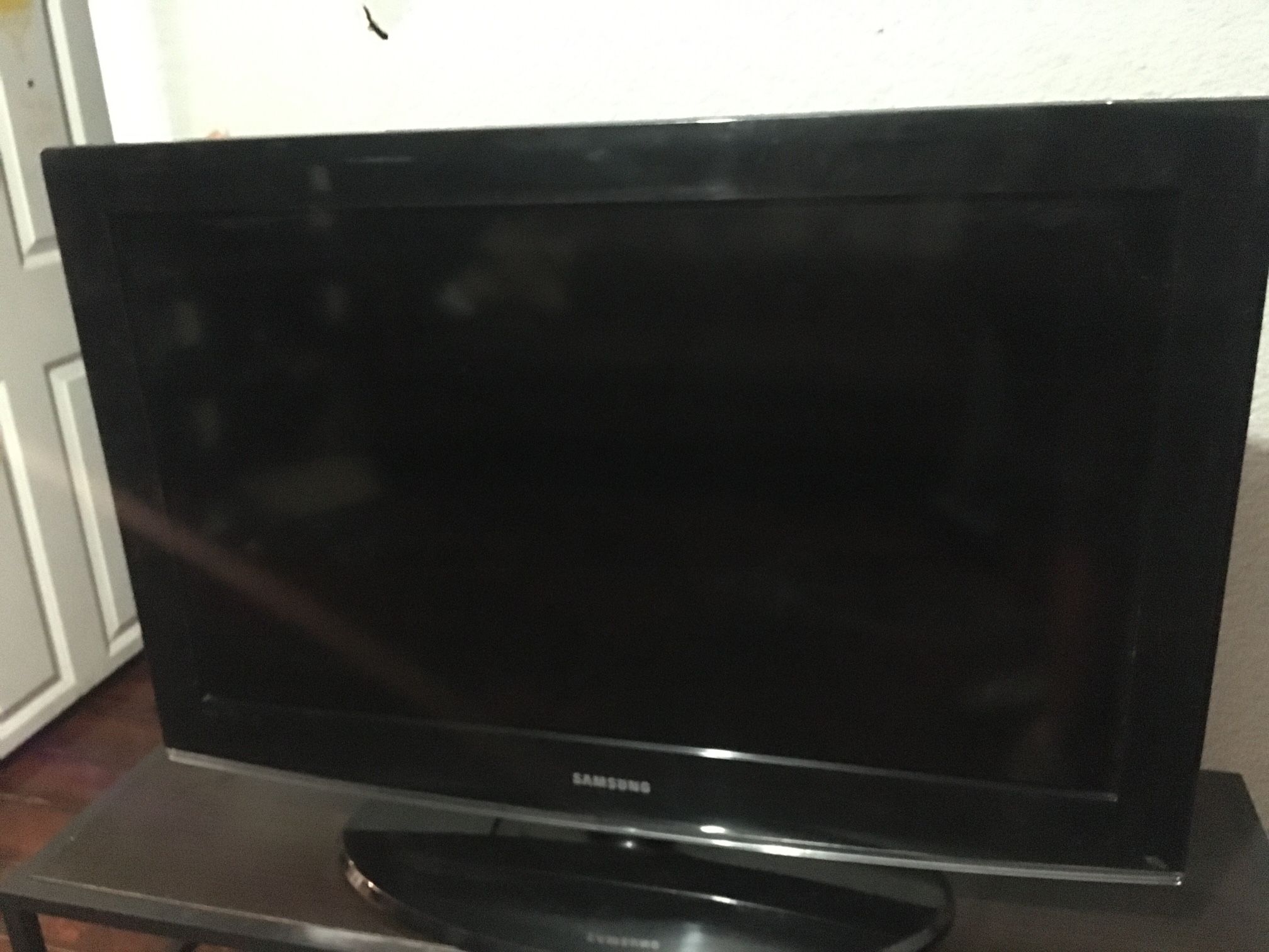 32” Samsung LDC HDTV