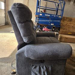 Reclinable & Massage Chair