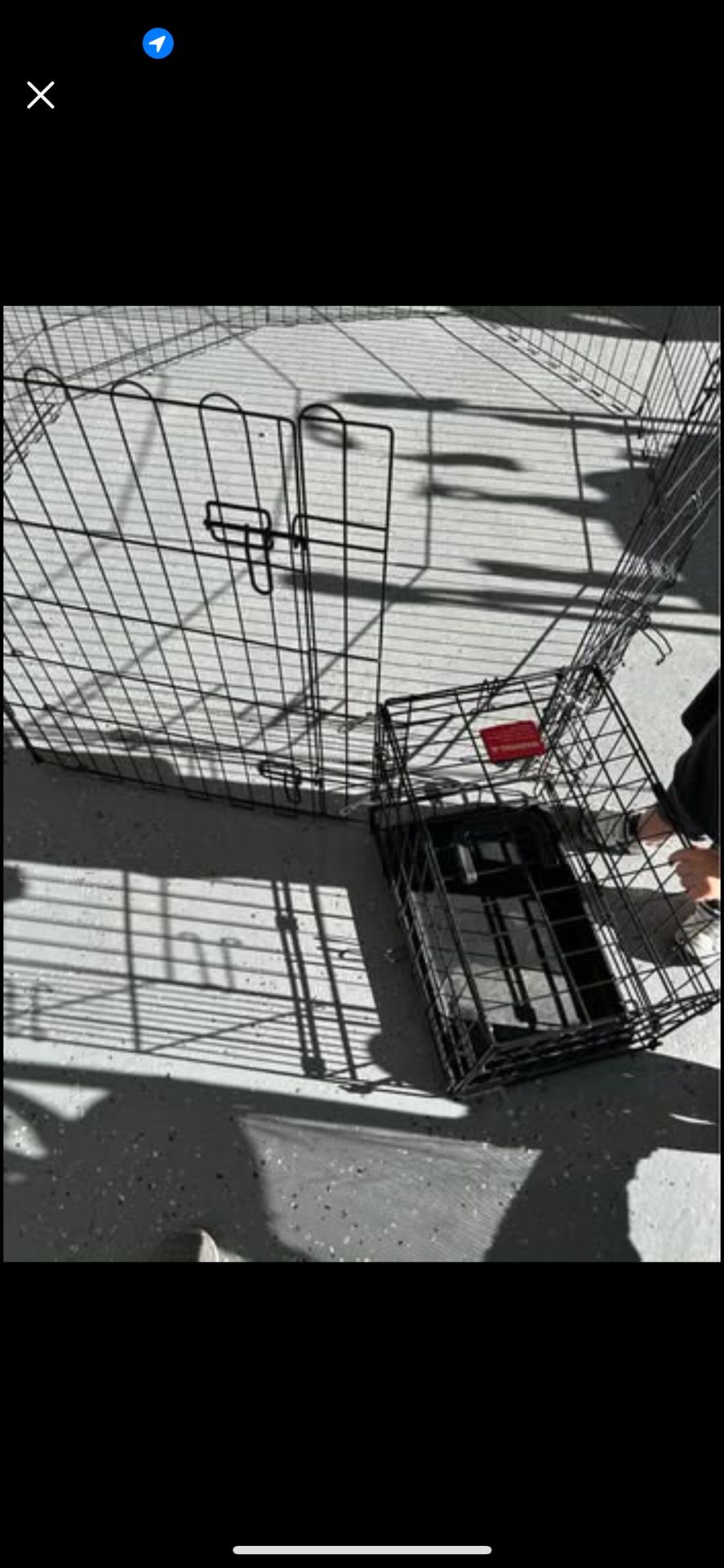 Small dog kennel, play pen and two bowls