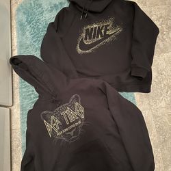 Womens Hoodies Sweatshirts Size Small And Medium 