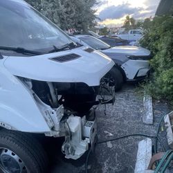 2019 Ford Transit Part Out 