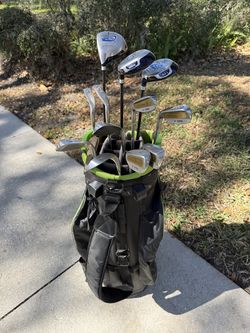Left handed men’s golf club set with golf bag
