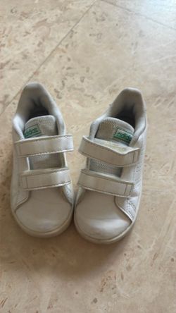 Adidas Kids White Sneakers with Green Detail – Velcro