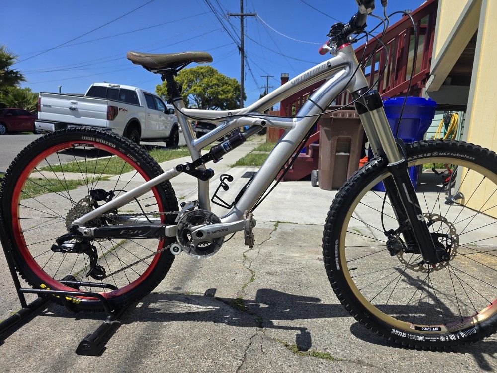 Specialized Enduro Full Suspension Mountain Bike Ready To Ride