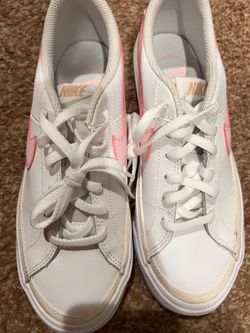 Nike Court Legacy Big Kids US 5.5