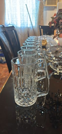 8 piece Clear glass beer / coffee mugs