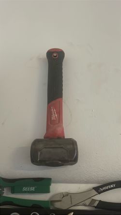 Milwaukee hammer