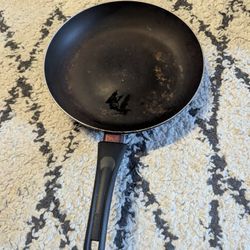 Large 12" Nonstick Cooking Pan