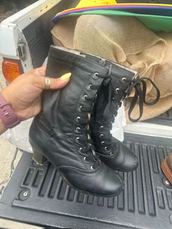Botas  usadas para folkloric size 22 $ 50