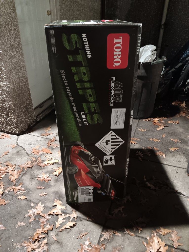 Toro 60v Flexforce Strips Max