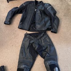 Alpinestar men’s Two Piece Leather Riding Suite