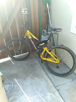Giant Bike