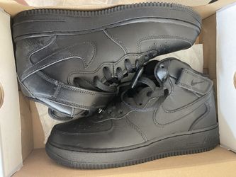 Nike Air Force 1 ‘07 Mid (Black) Used Size 9