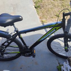 26'mongoose Mech Mountain Bike Almost New 