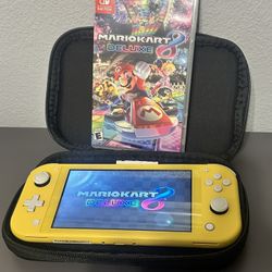Yellow Switch light With Mario Kart And Case