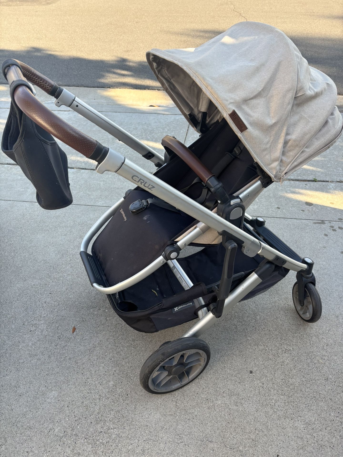Uppababy Cruz V2 Stroller Oat Melange