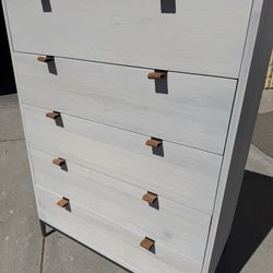 Four Hands Trey 5 drawer dresser