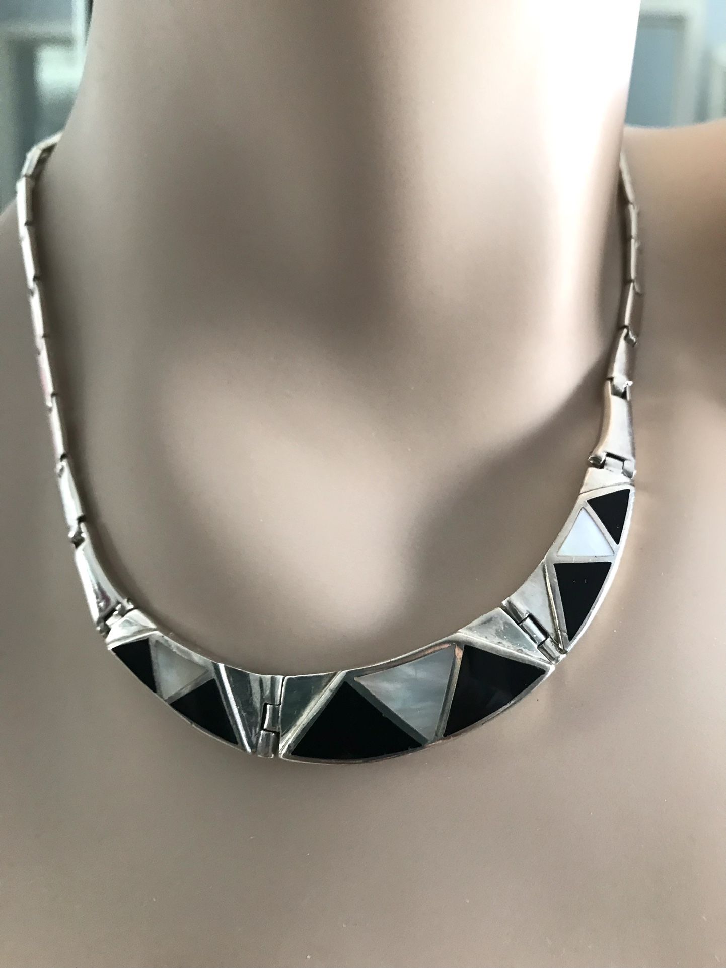 925 Sterling silver Handmade natural onyx And Mother Of Pearl Necklace Size 16”
