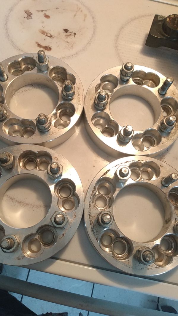 Universal Rim Adapters Chevy Cadillacs Grand Marquis