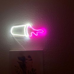 Double Cup Neon Light 