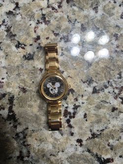 Invicta mujer