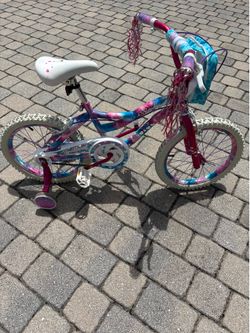 18” Girl’s Bike with Training Wheels