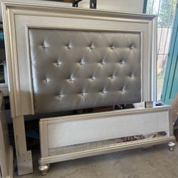Queen Size Full Bedroom Set For Sale 