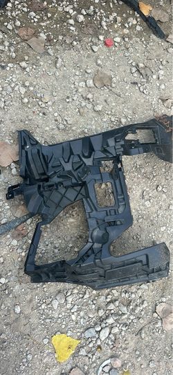 2024-26 BMW X5 G05 Front Left Side Bumper Carrier Support Bracket 2024 2025 2026 OEM