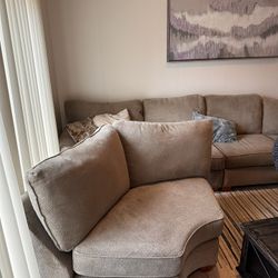 Sectional Couch 