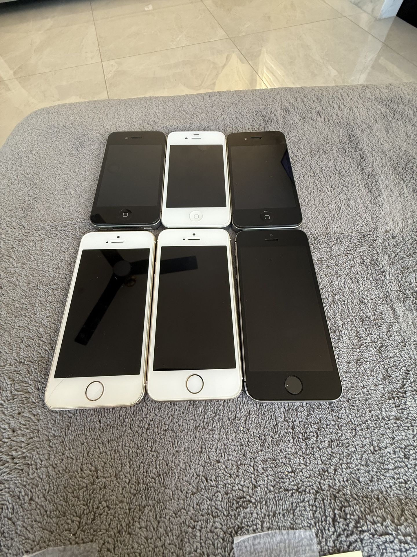 11 iPhones Title: Lot Of iPhones For Parts- Quantity 11 Total, iPhones 4 & 5 & 5s & 5Se & 6s & 8+