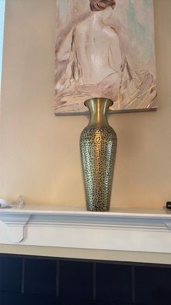 Gold vase
