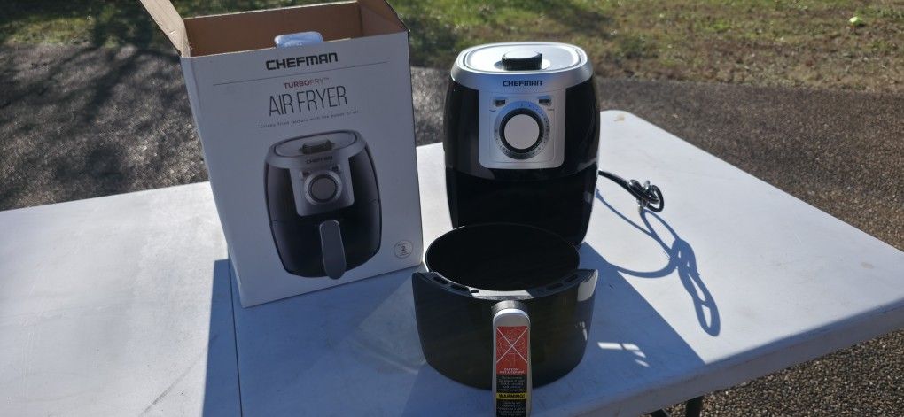 Chefman TurboFry 2-Liter Air Fryer – Clean & Works Great!