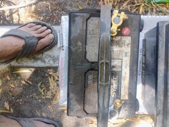 Battery top and side post