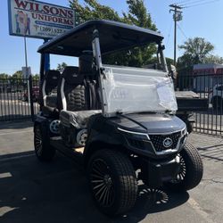 2025 Evolution D-MAX GT4 Golf Cart
