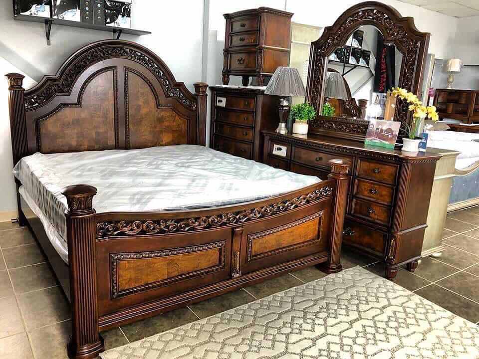 Queen Size Bed Frame,DR,NS Queen Box spring And Queen Mattress