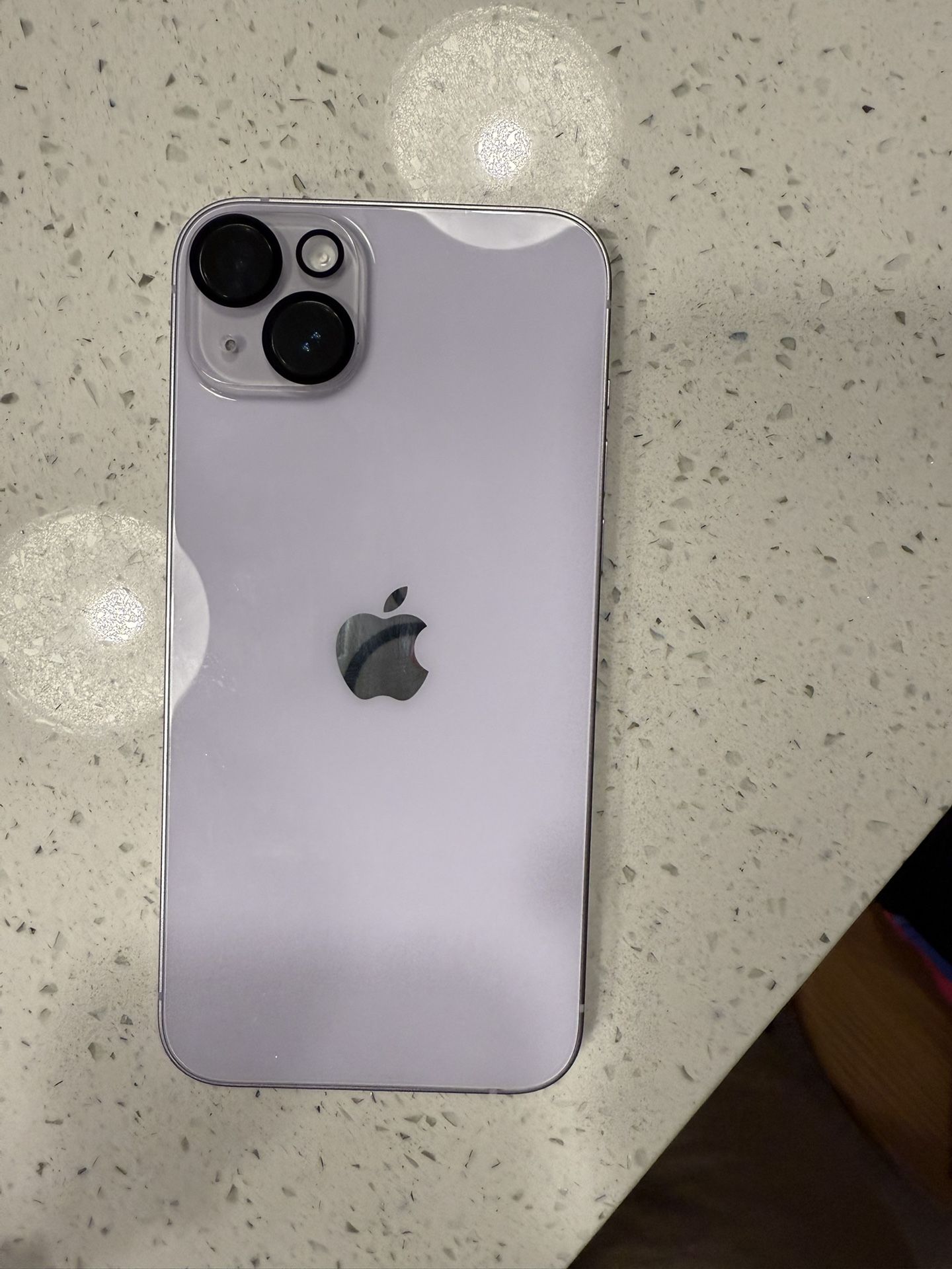 iPhone 14 Plus