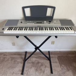 Electric Keyboard