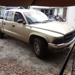 2003 Dodge Dakota