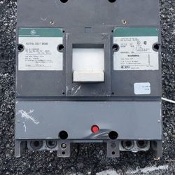 400 AMP Industrial Circuit Breaker 