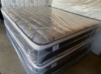 Mattress Pillow top At Low Prices ✨in plastic✨ ⭐️Queen $170 ⭐️Full $150 ⭐️Twin $120 ⭐️King $280 ⭐️Cal King $280 🚚Delivery available