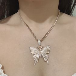 Butterfly Diamonds Necklace