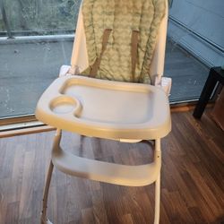Baby high chair 