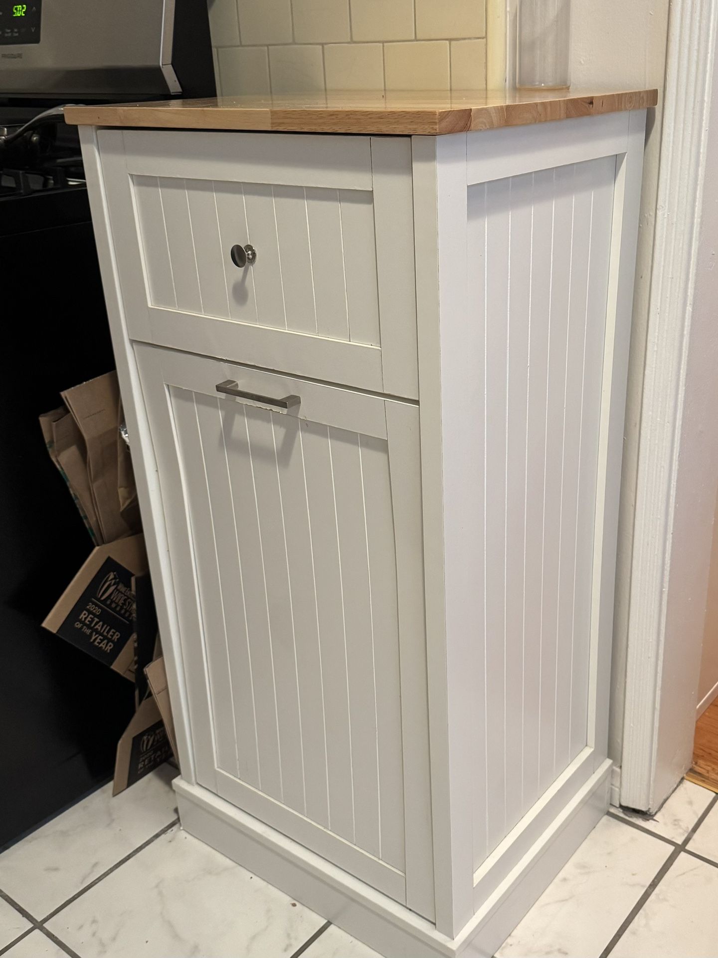 Counter Compartment W/ Drawer