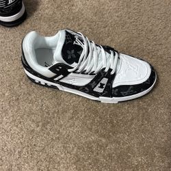 Louis Vuitton Trainer Sneaker