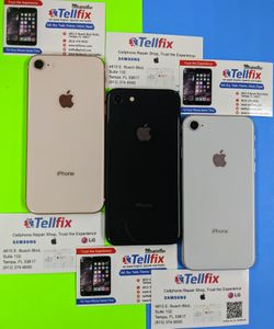 iPhone 8📱 64GB. Factory unlocked 🔓 Like new condition 🎁 With warranty 🧾