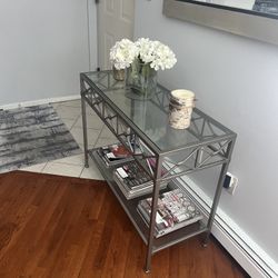 Table - Hallway Entry 
