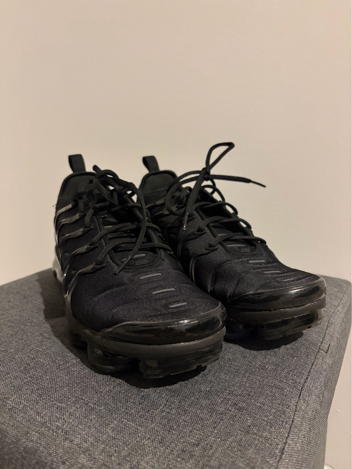 Nike Air VaporMax Plus Black Low Top Lace-Up Men's Athletic Sneakers