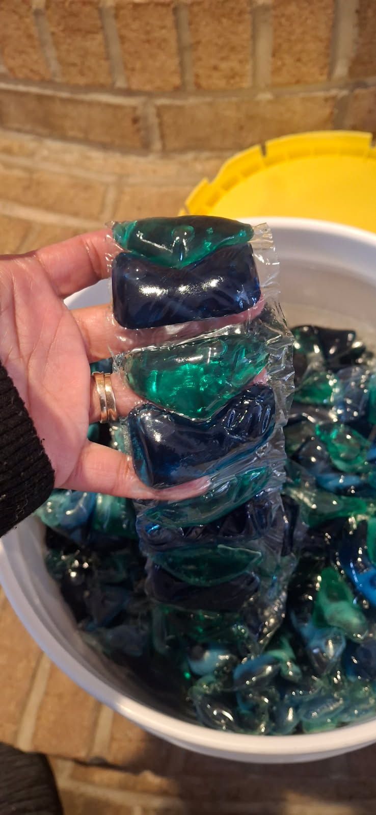 Laundry Detergent pods 6 to 700 per 5 gallon bucket